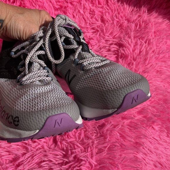 New Balance ROAV Freshfoam runners, older model, size 10 - Picture 8 of 10